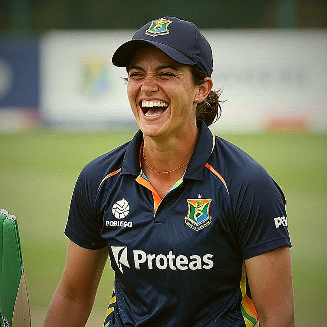 Three Minutes, Fourteen Frames and Umpire's Call: Who Draws the Geometry of Doubt in Asian Cricket? Three Minutes, Fourteen Frames and Umpire's Call: Who Draws the Geometry of Doubt in Asian Cricket?