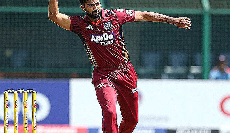 249 Went Undefended, and Gambhir Revived the Old Bat-vs-Ball Question 249 Went Undefended, and Gambhir Revived the Old Bat-vs-Ball Question