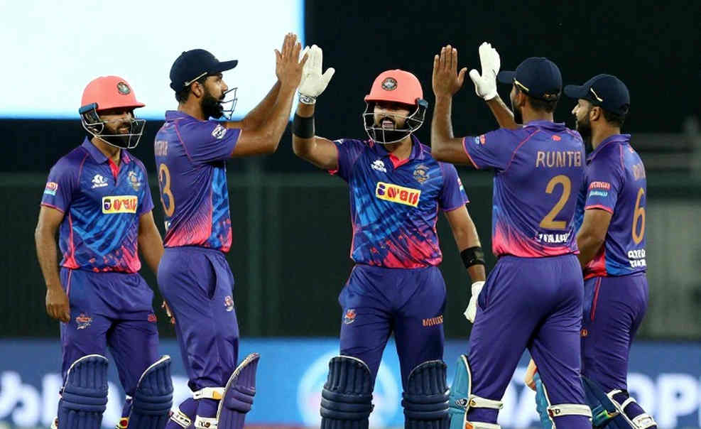 Morkel Calls Kuldeep a Match-Winner, but the Two-Over Spell Tells the Real Story