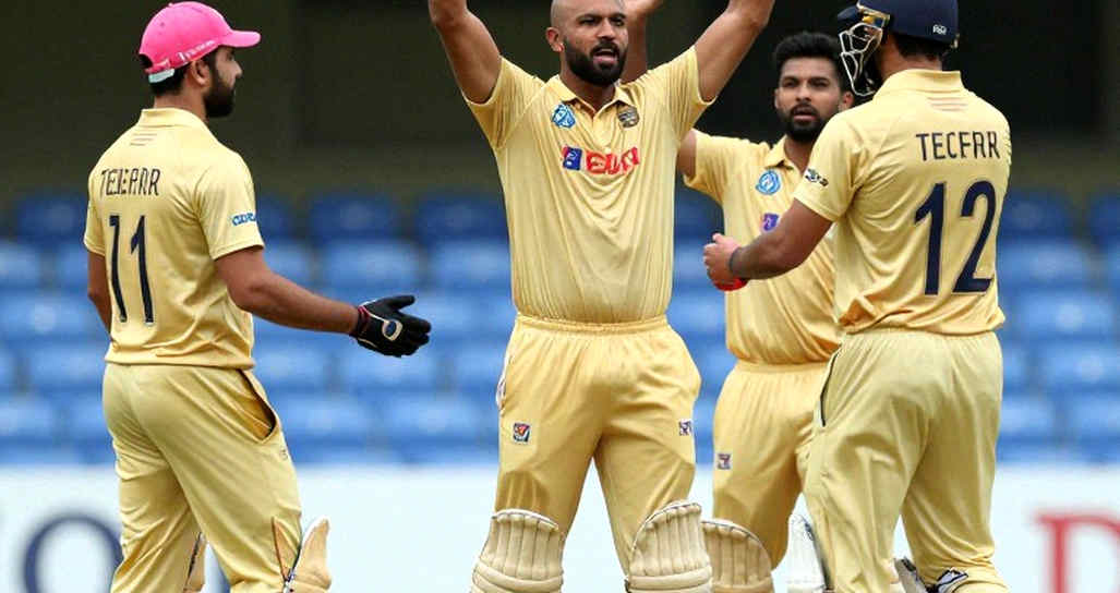 ওয়াকা ওয়ার্ম-আপ: ইংল্যান্ডের প্রস্তুতি-ভুলের সংশোধন, নাকি নতুন এক হিসাব-ভুল?