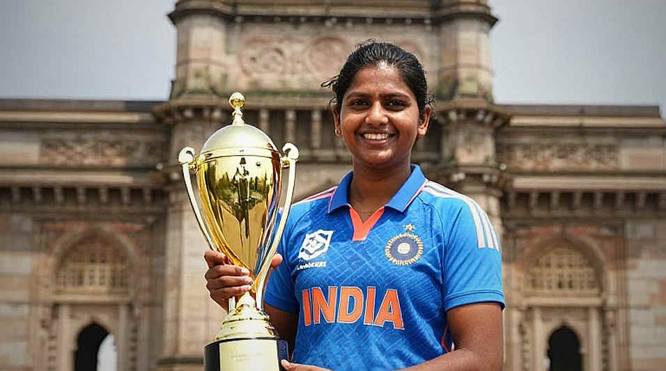 ডারবানের নীরব নেট থেকে লাল বলের খাতা: নর্টজে, দক্ষিণ আফ্রিকা এবং ঝুঁকির অদৃশ্য কলাম ডারবানের নীরব নেট থেকে লাল বলের খাতা: নর্টজে, দক্ষিণ আফ্রিকা এবং ঝুঁকির অদৃশ্য কলাম