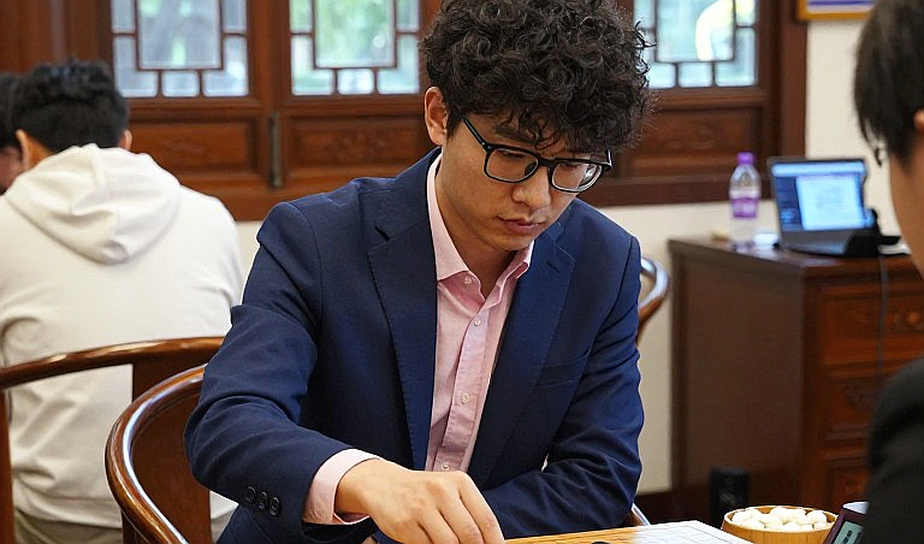 সমরখন্দ সপ্তম রাউন্ড: এক ম্যাচ পয়েন্টের ব্যবধান, আর একটি শিরোনামের নির্জন শরীর