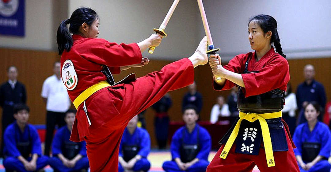 রিংয়ের বাইরে যে টেবিলটা কেউ ছাপেনি: ৪,৩২,৯২৮ ডলারের একটা রায় রিংয়ের বাইরে যে টেবিলটা কেউ ছাপেনি: ৪,৩২,৯২৮ ডলারের একটা রায়