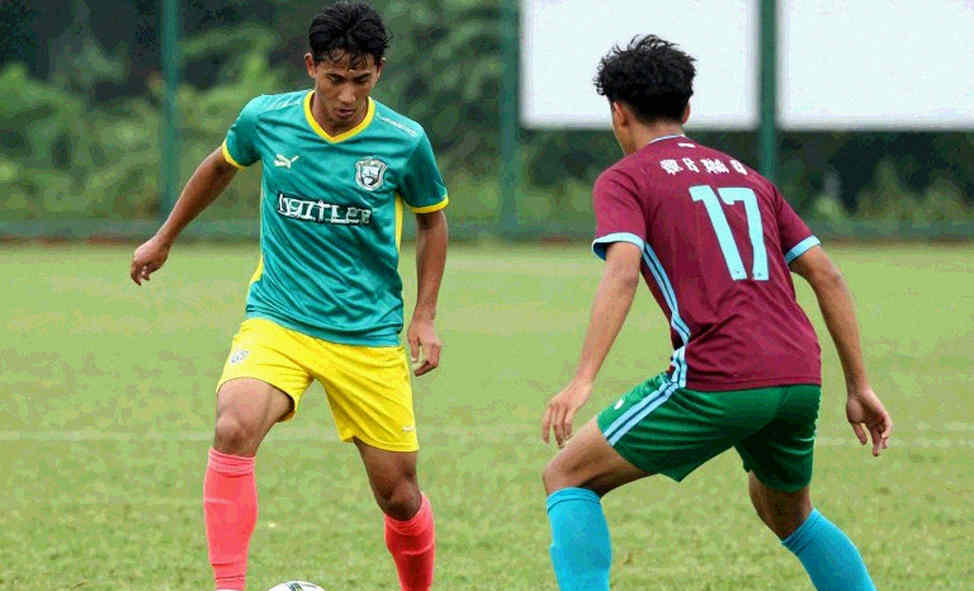 এক মিলিয়ন পেসোর মাঠ: বিশ্বকাপ রেফারি যখন পাড়ার ডার্বিতে নামেন