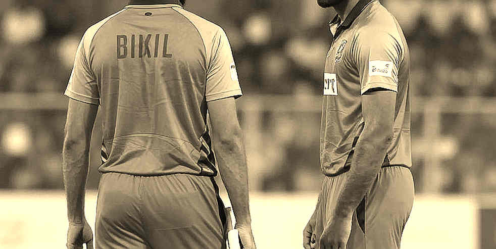 খালি ইনপুট, খালি মাঠ, খালি নোটবুক: যখন বিশ্লেষণ নিজেই সাক্ষী হয় খালি ইনপুট, খালি মাঠ, খালি নোটবুক: যখন বিশ্লেষণ নিজেই সাক্ষী হয়